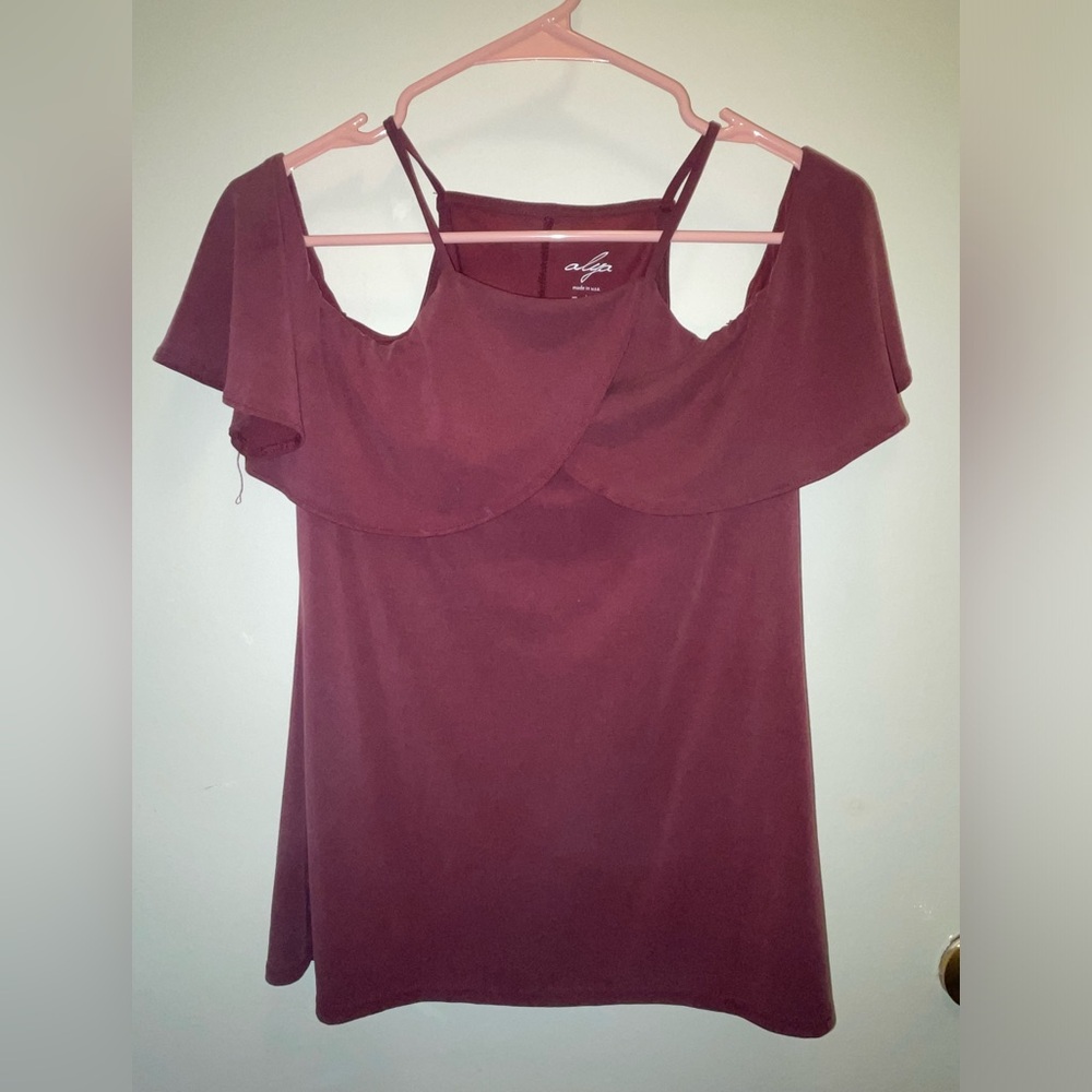 EUC Maroon Top